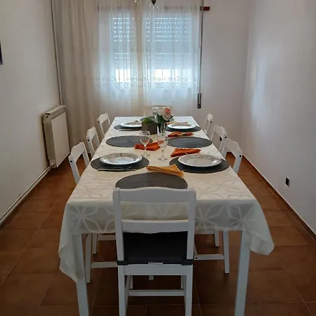 Moradia Maria Do Ceu * Vieira de Leiria