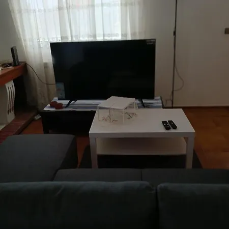 Moradia Maria Do Ceu Hébergement de vacances *