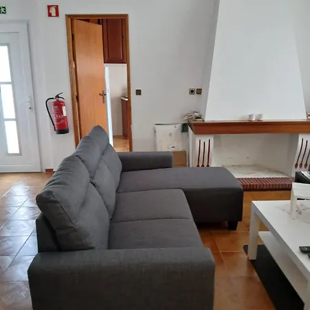 Moradia Maria Do Ceu Ferienhaus Vieira de Leiria