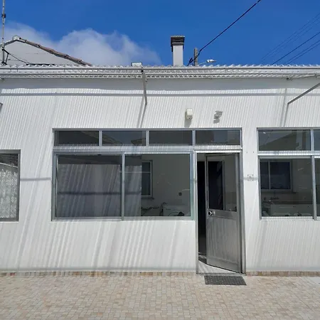 Moradia Maria Do Ceu بيت للعطل *