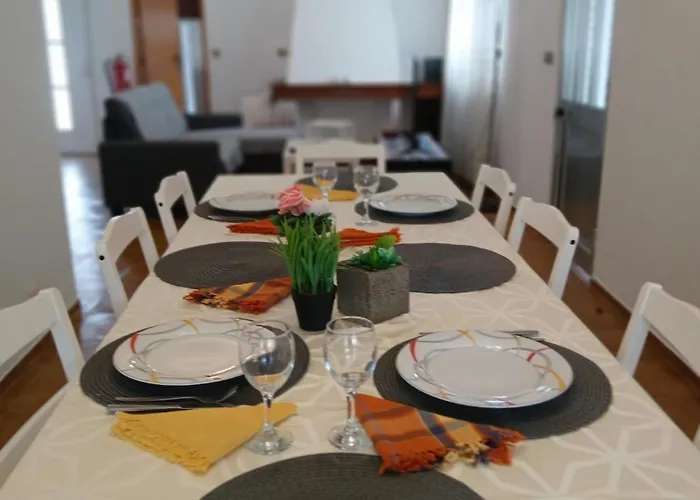 Moradia Maria Do Ceu * فييرا دي ليريا